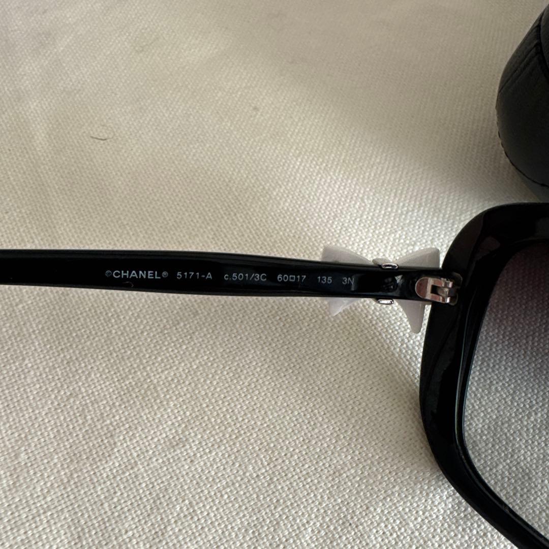 CHANEL リボンサングラス