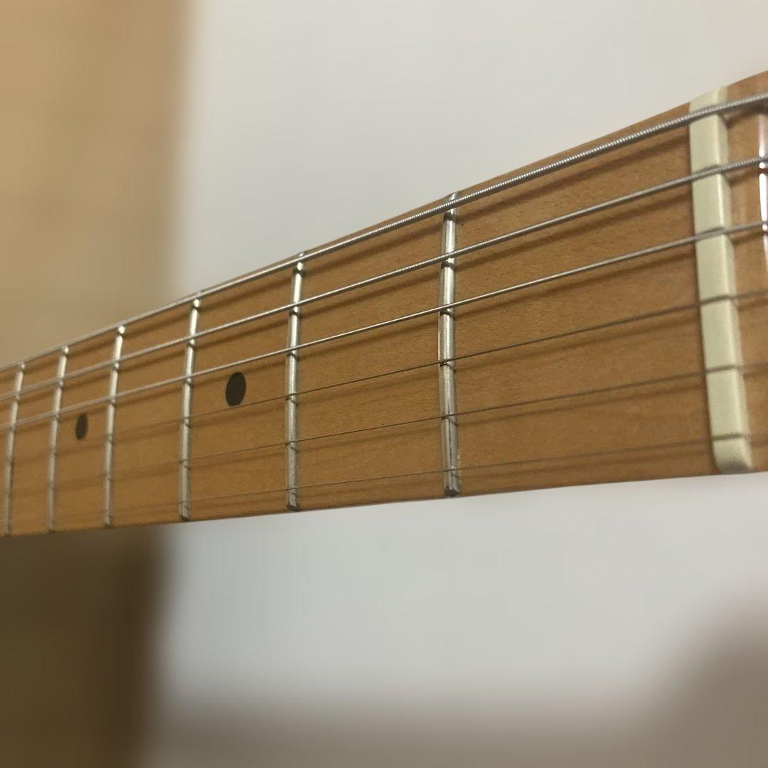 ギター Fender Classic Player Thiline Deluxe