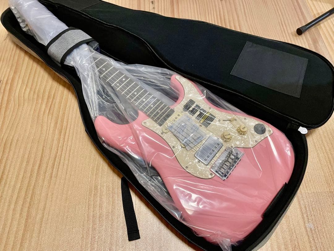 MOOER / GTRS S800 Pink 新品ギター  値下げ相談歓迎です！
