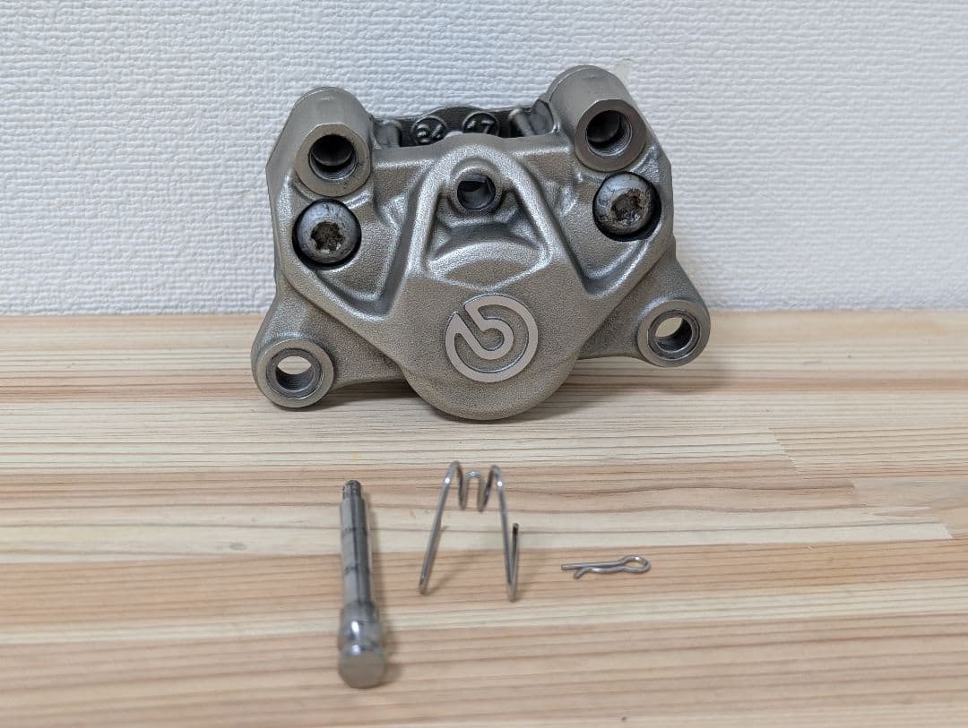 OH推奨■Brembo ブレーキキャリパー 新カニ 84mm
