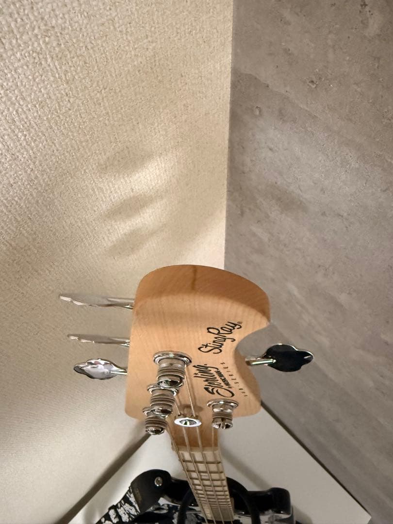 STERLING STINGRAY RAY4 ベース 付属品多数 チューナー付