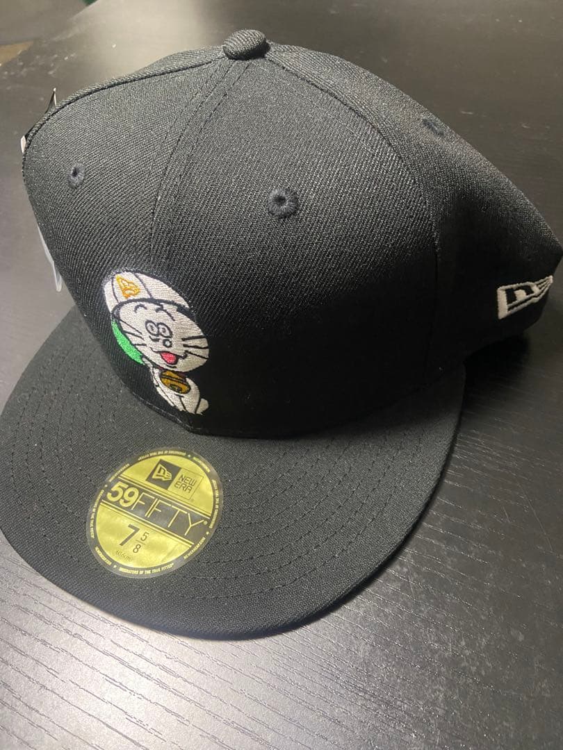 55周年サザエさん✖️NEW ERAタマキャップ ピンバッジ付き　ショップ限定