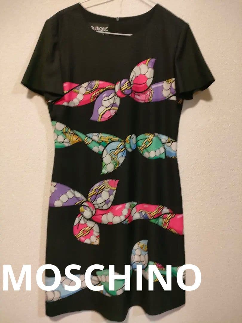 h38 超美品　ブティックモスキーノ　MOSCHINO　半袖　ワンピース