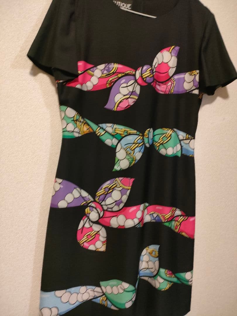 h38 超美品　ブティックモスキーノ　MOSCHINO　半袖　ワンピース