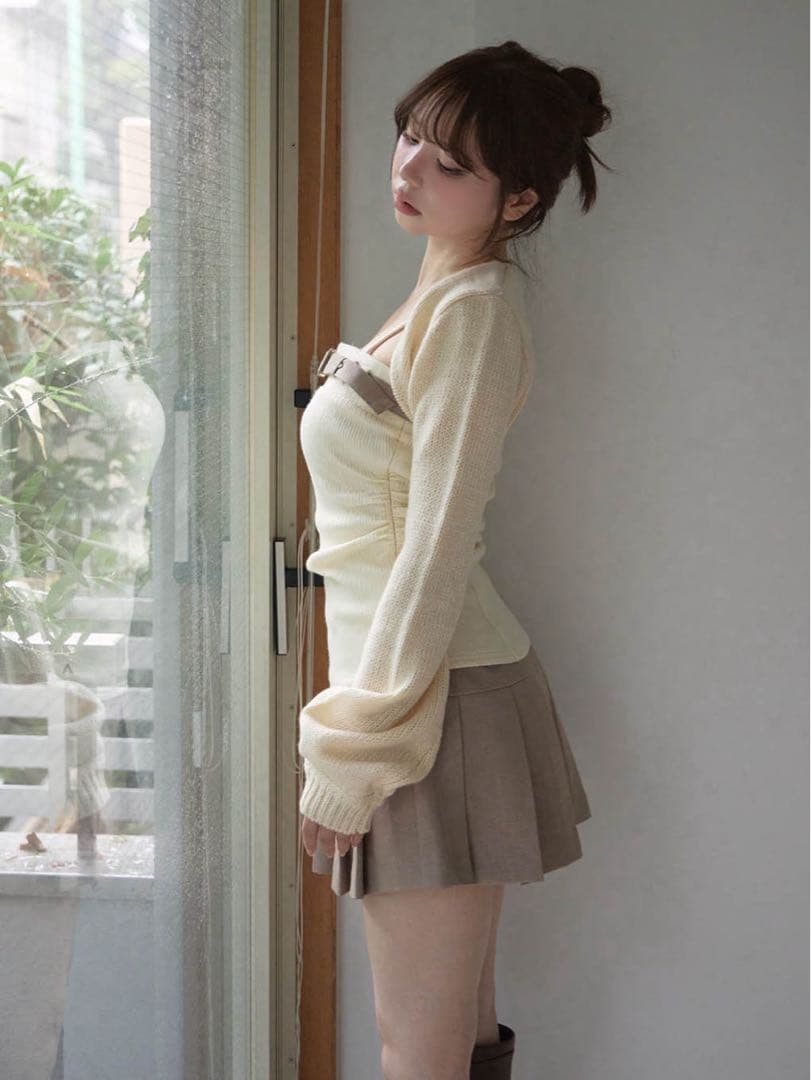 トップス andmary Heidi belt pleats set up ivory