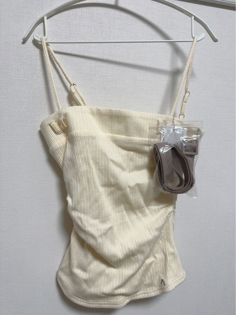 トップス andmary Heidi belt pleats set up ivory