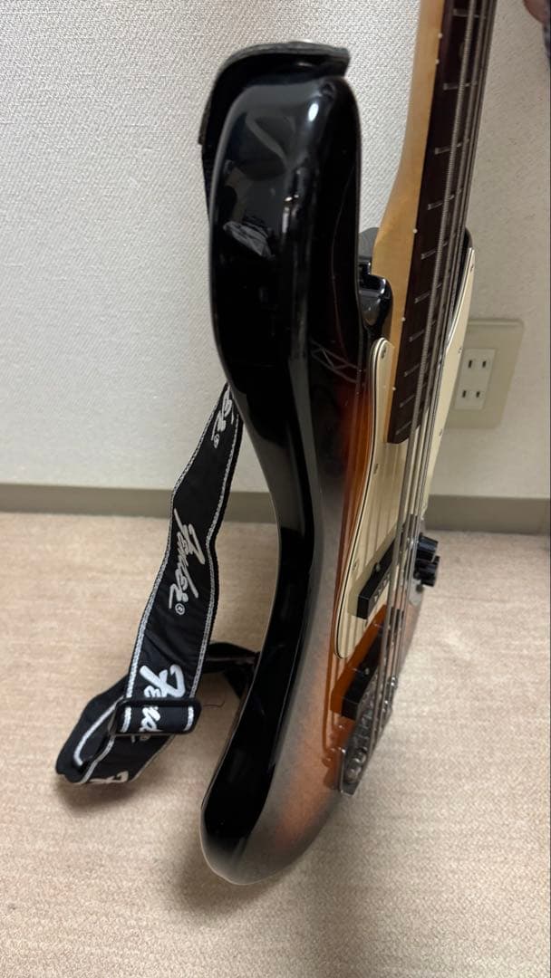 【5連ペグ】Squier affinity Jazz Bass Vストラップ付