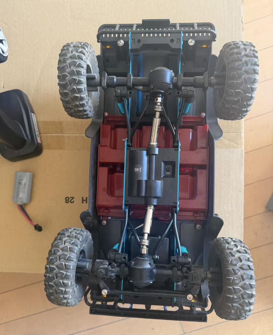 ラジコンカー 36CM オフロード ジープ ラジコン 車 4WD LED車灯 黒