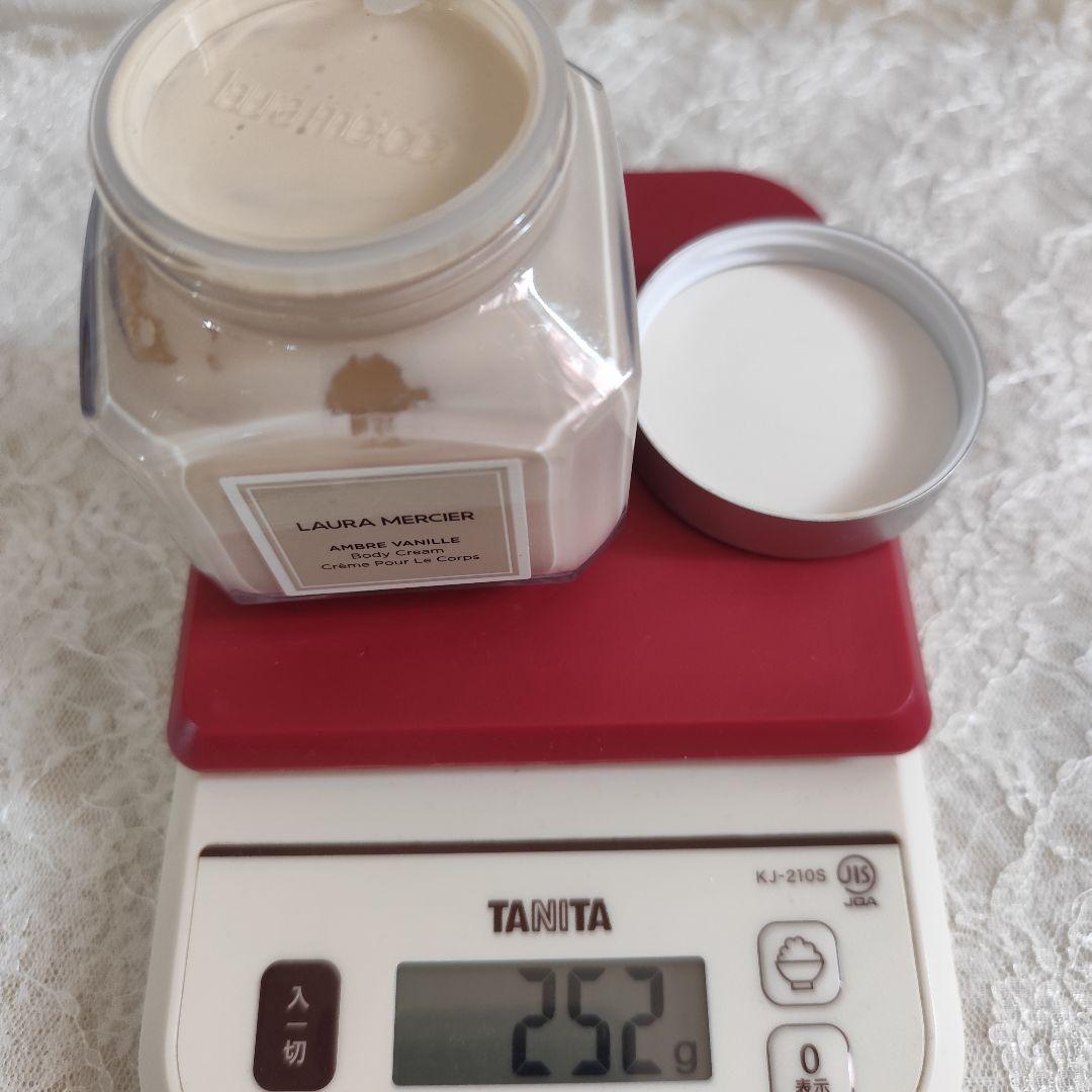 LAURA MERCIER アンバーバニラ ボディクリーム 200g