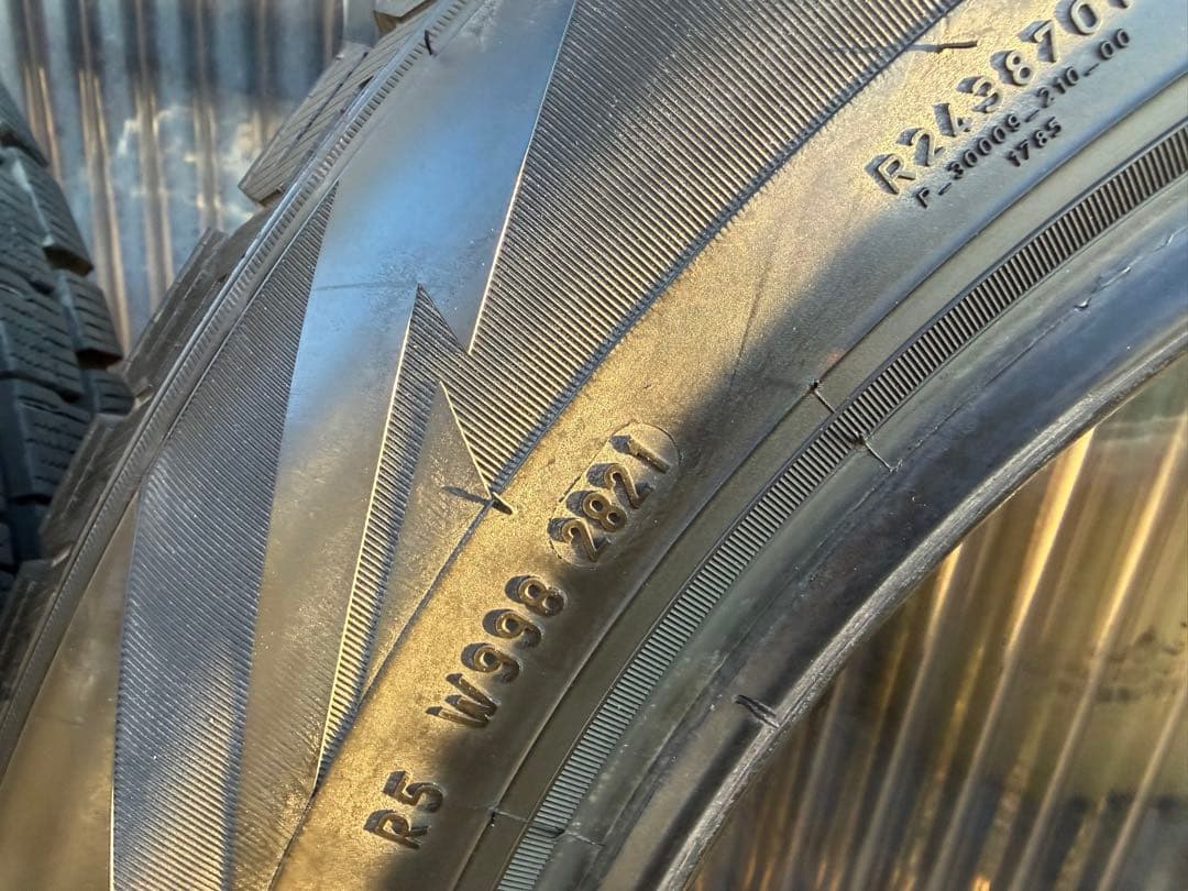 ミゾ多　PIRELLI ICE ASIMMETRICO 225/60R18 ②