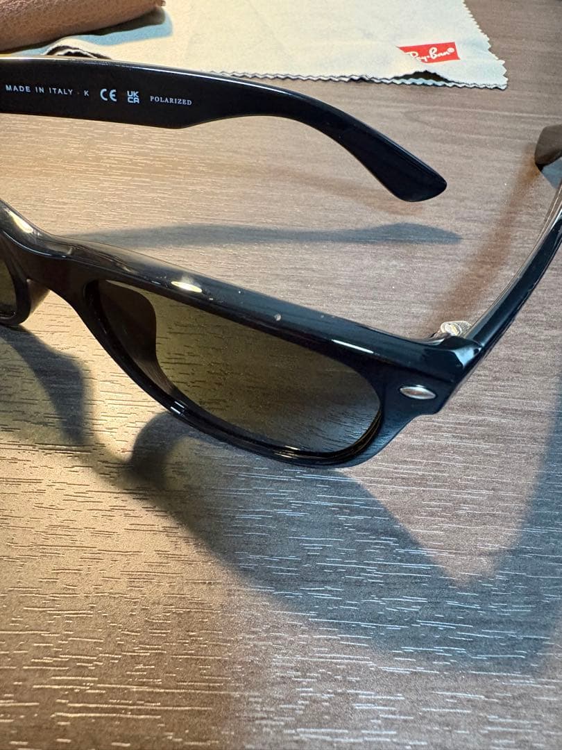 Ray-Ban WAYFARER ケース付　 RB 2132-F
