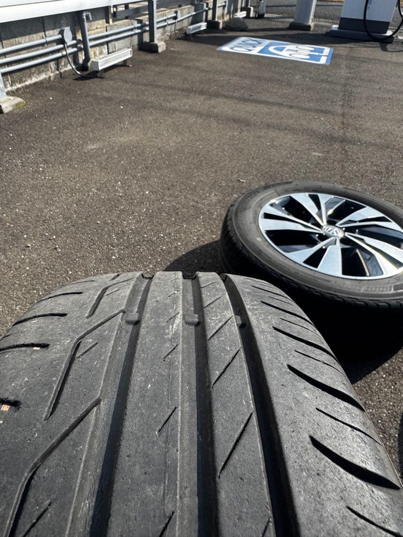 フォルクスワーゲン VW ポロ純正ホイール185/65R15