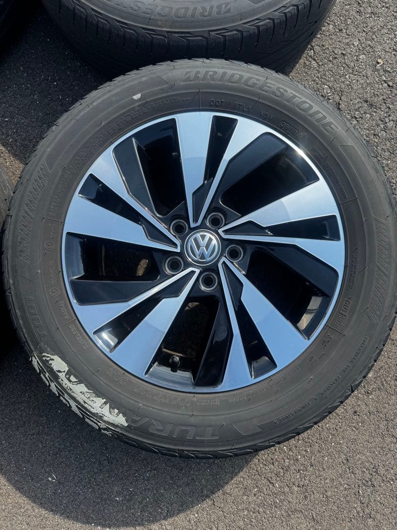 フォルクスワーゲン VW ポロ純正ホイール185/65R15