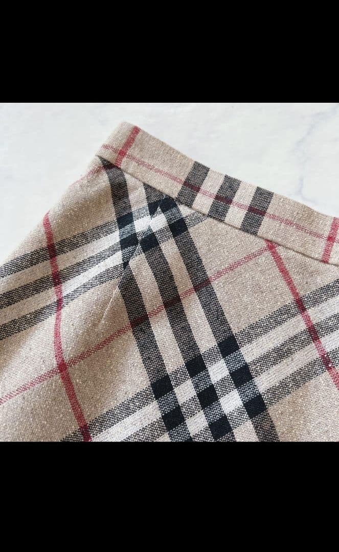 【美品】バーバリーロンドン ノバチェック　フレアスカート Burberry