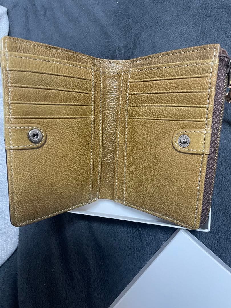 スヌーピー　財布　二つ折り財布