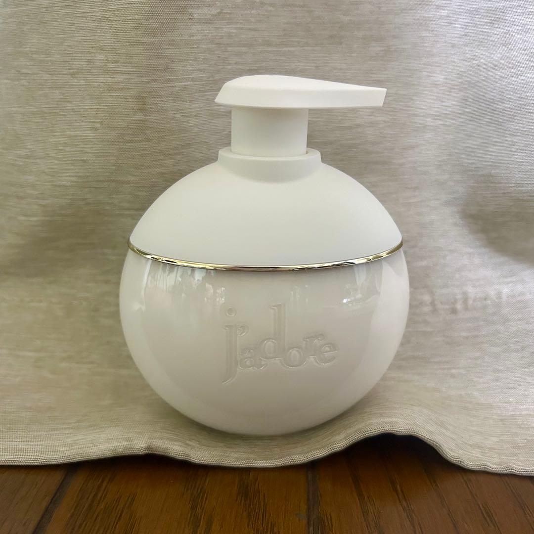 未使用　Dior j'adore ディオール　ジャドール　ボディミルク
