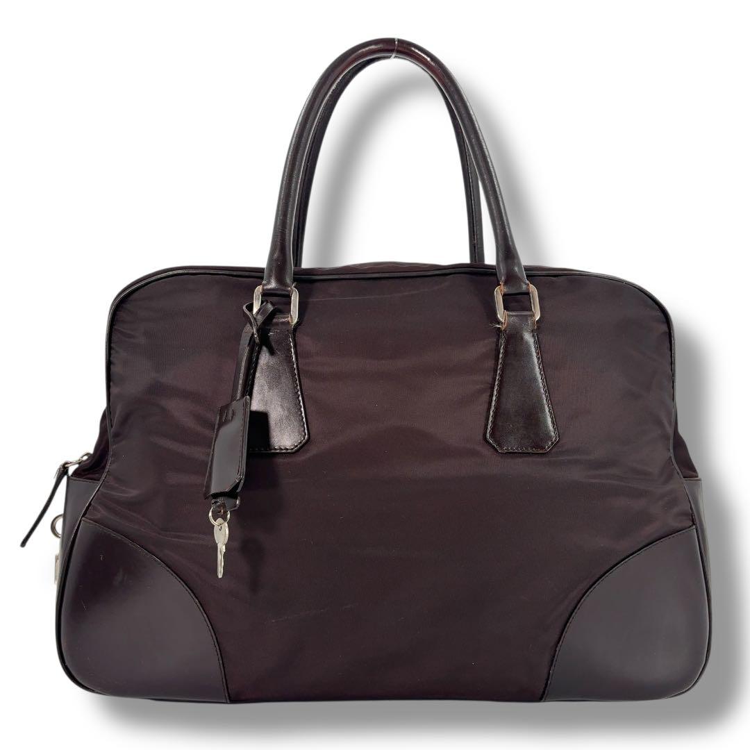 【美品】PRADA プラダ ボストンバッグ トート NERO　鍵　三角プレート