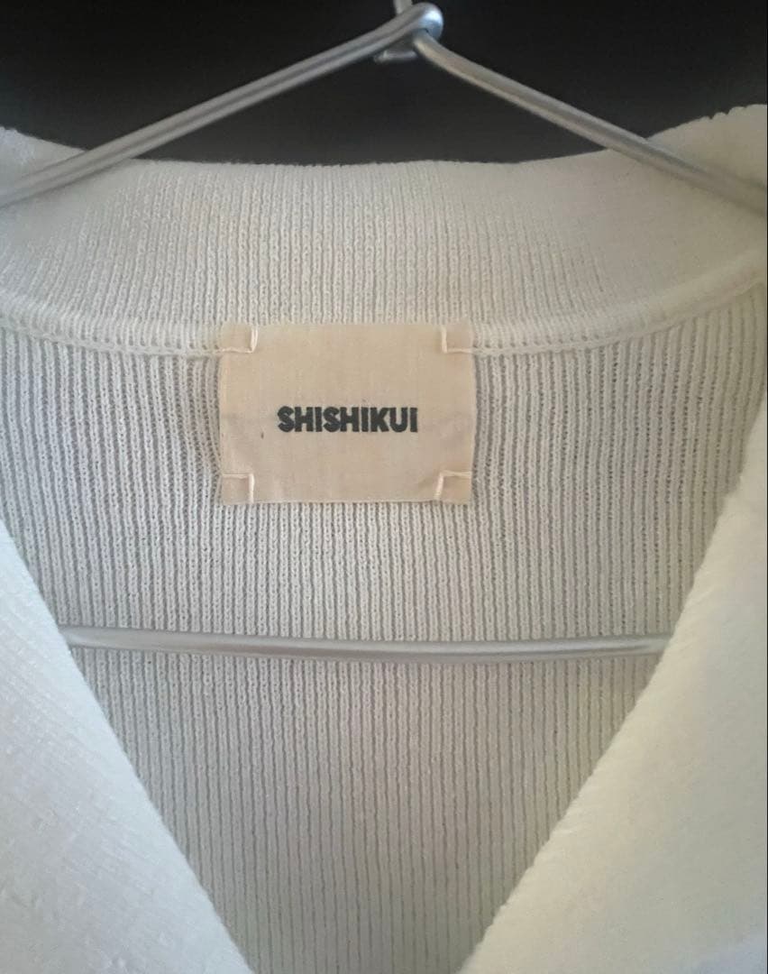トップス SHISHIKUI open collar / OFF