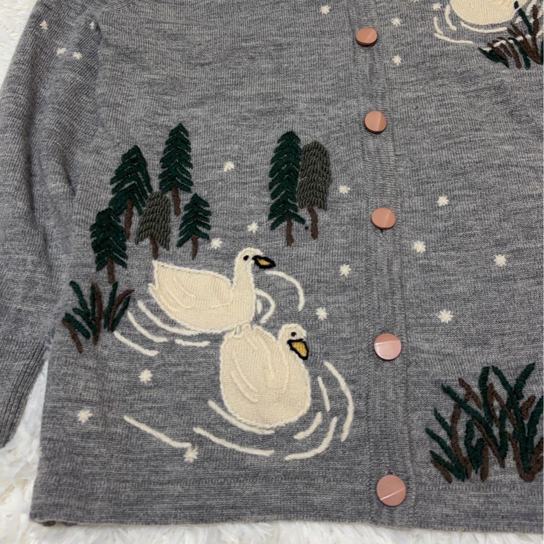 白鳥刺繍が可愛い 北欧風ウールカーディガン 状態良好