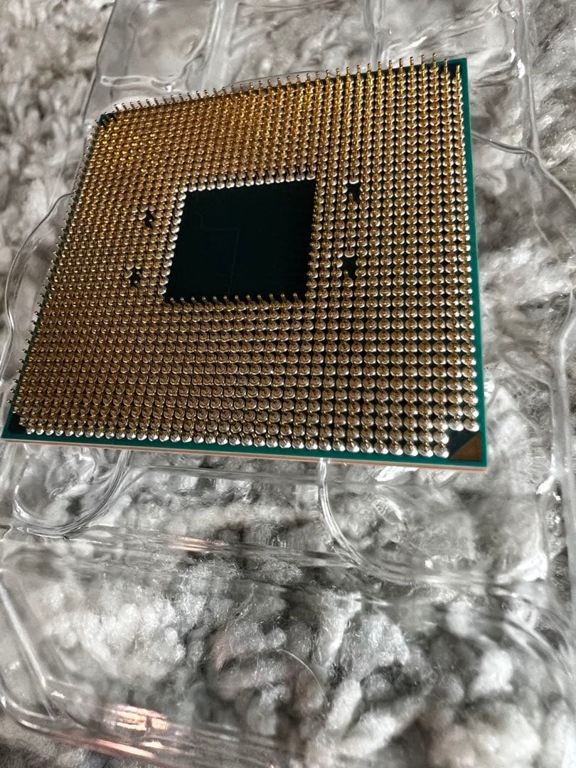 AMD Ryzen 5 4500 CPU 本体