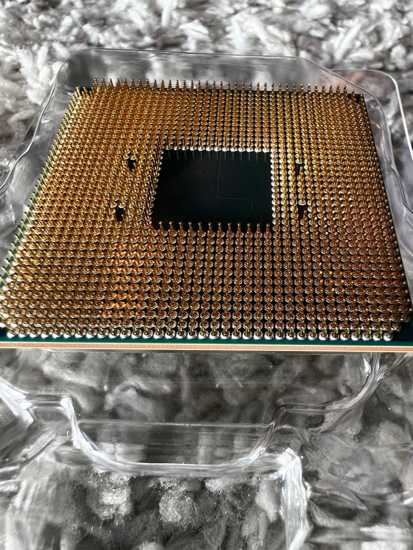 AMD Ryzen 5 4500 CPU 本体