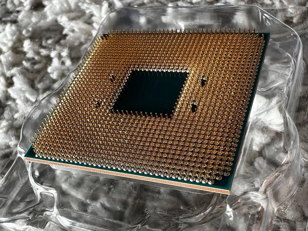 AMD Ryzen 5 4500 CPU 本体