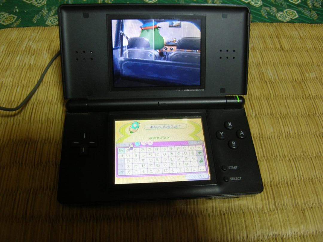 任天堂DSLite、USG-001、アダプターUSG-002動作品の出品です。