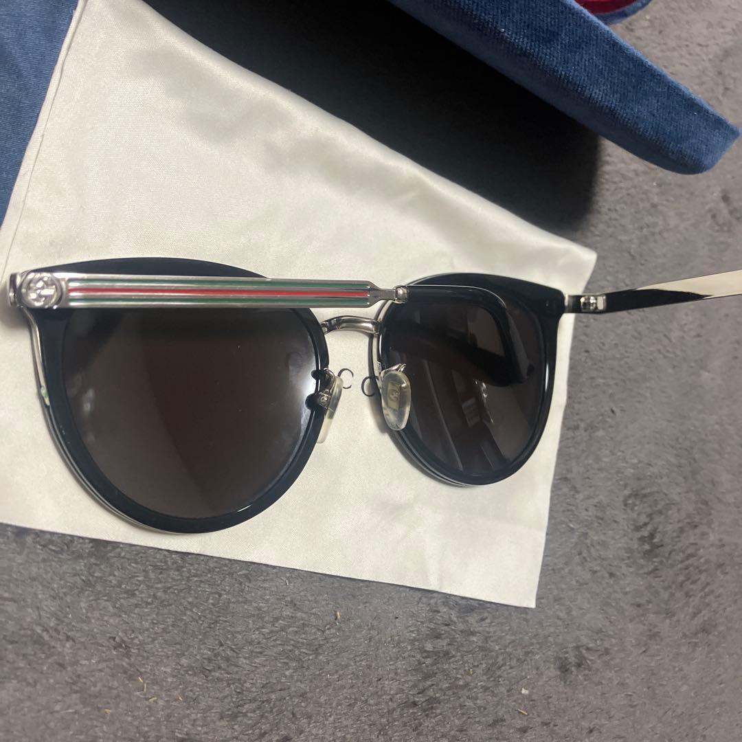 GUCCI サングラス　メガネ　カラーレンズ　眼鏡　0708