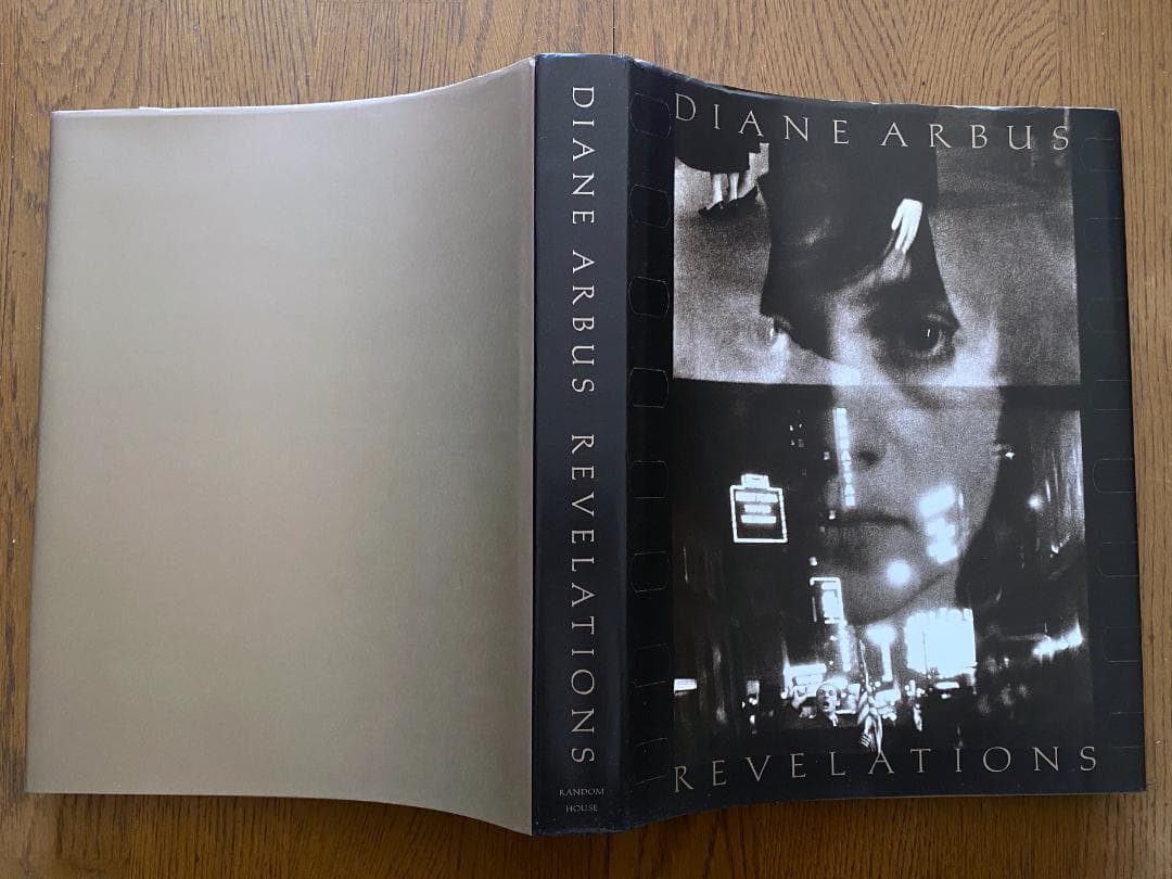 ダイアンアーバス 大型写真集「Revelations」新品未開封