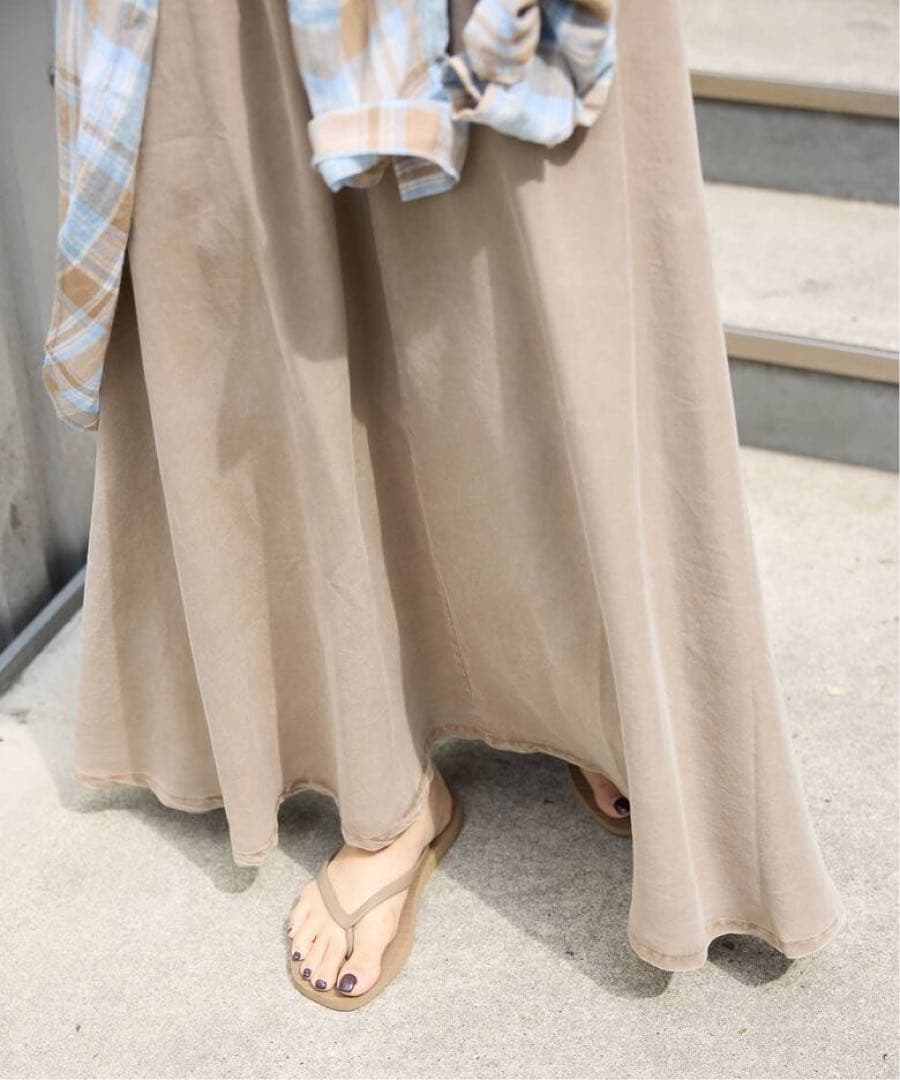 新品タグ付き　ASHER LA/アッシャー エルエー　FLARE SKIRT