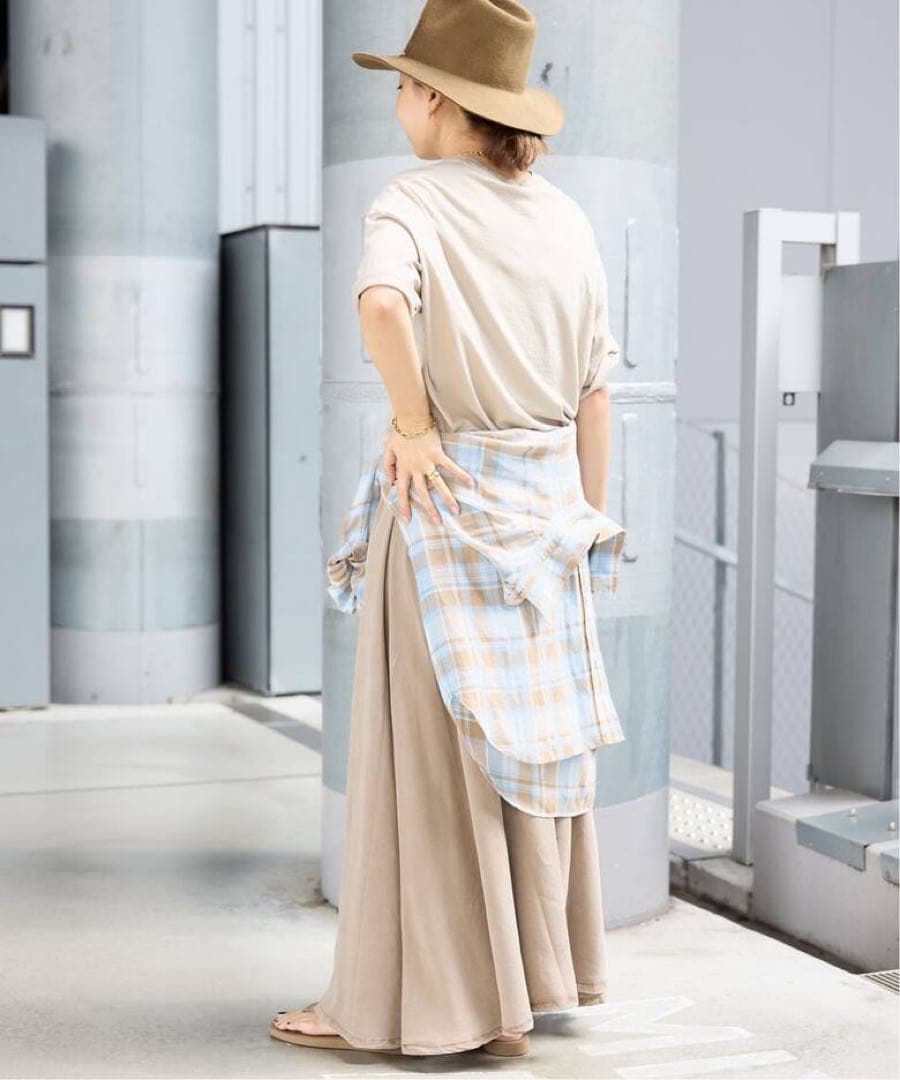 新品タグ付き　ASHER LA/アッシャー エルエー　FLARE SKIRT