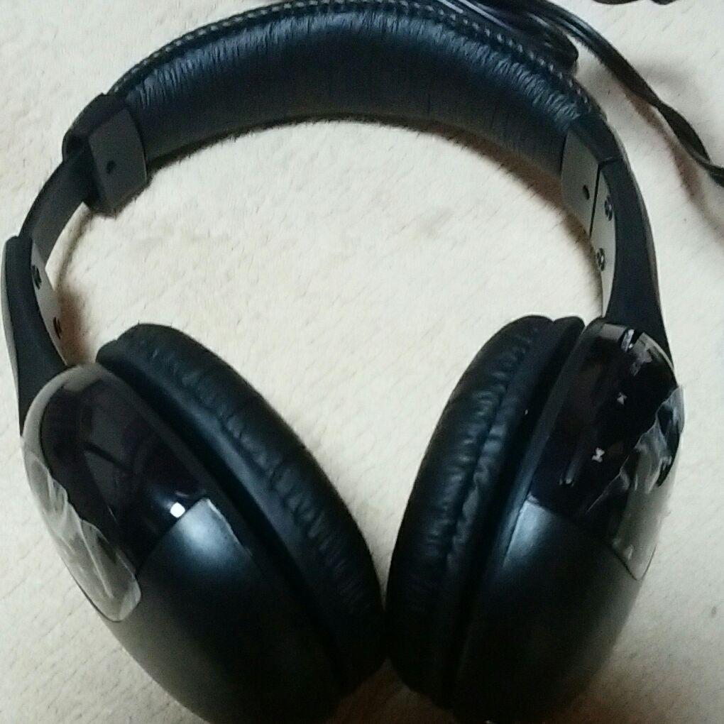 サウンドグレイス　ワイヤレスヘッドホン