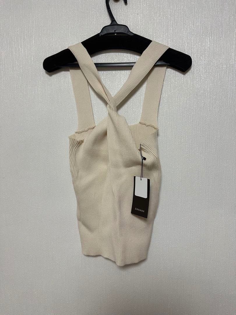 【新品未使用】anuans♡ツイストホルターネックニットトップス