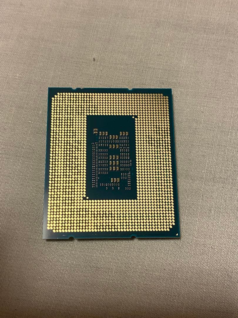 Intel Core i5-12400F + 冷却ファン