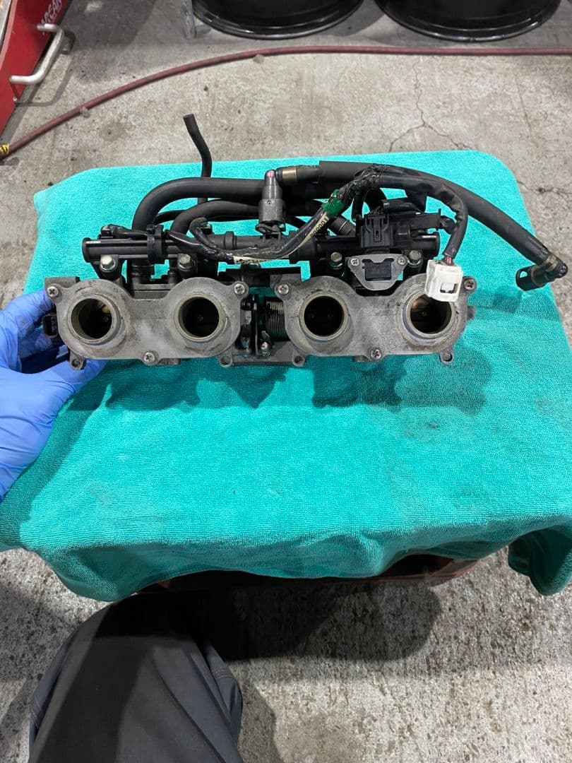 CB400 NC42 純正スロットルボディ