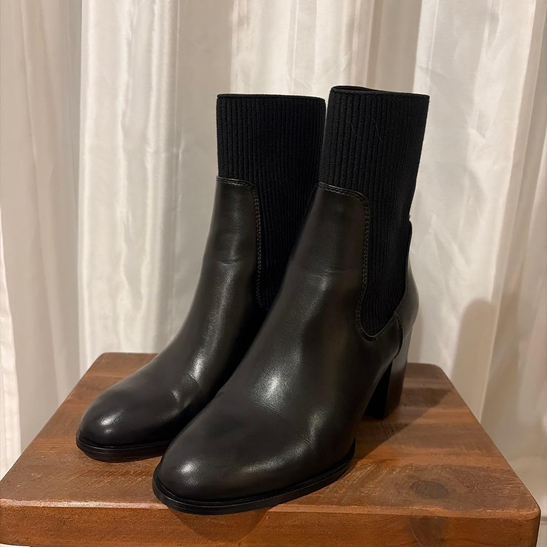 ZARA ファブリックシャフトハイヒールショートブーツ