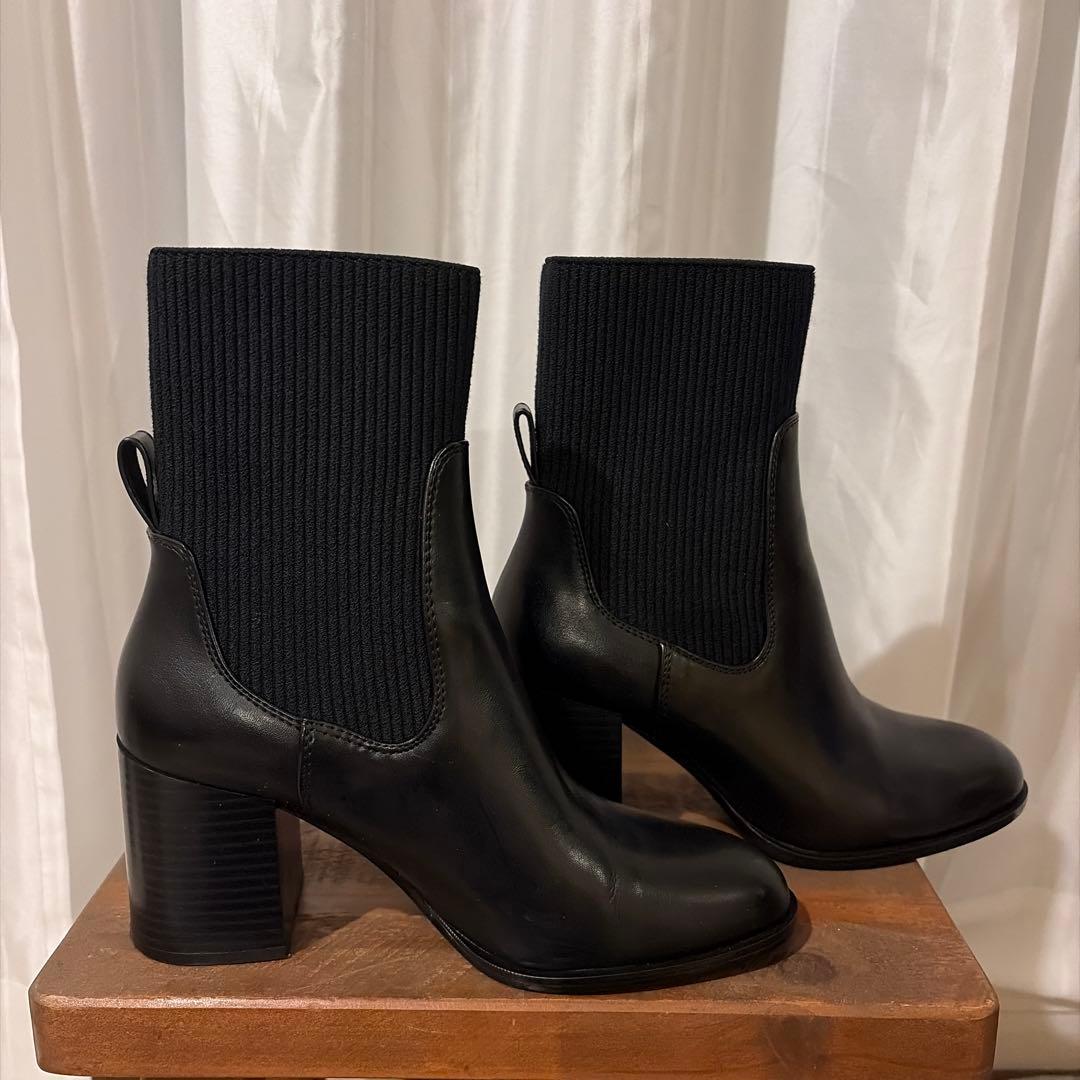 ZARA ファブリックシャフトハイヒールショートブーツ