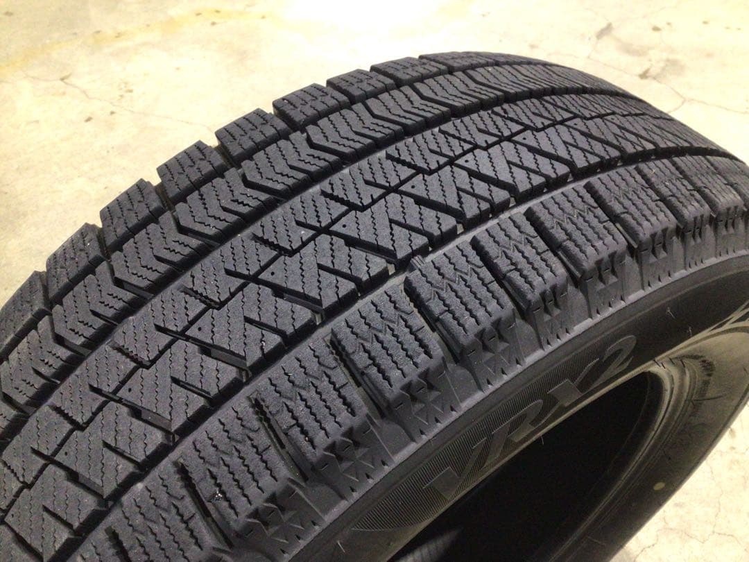 深溝 激安 215/65R16 ブリヂストン VRX2 スタッドレス 送料込み
