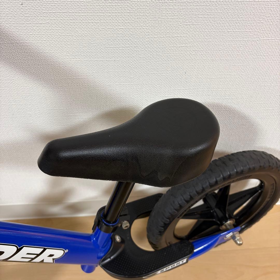 ストライダースポーツモデル　ブルー