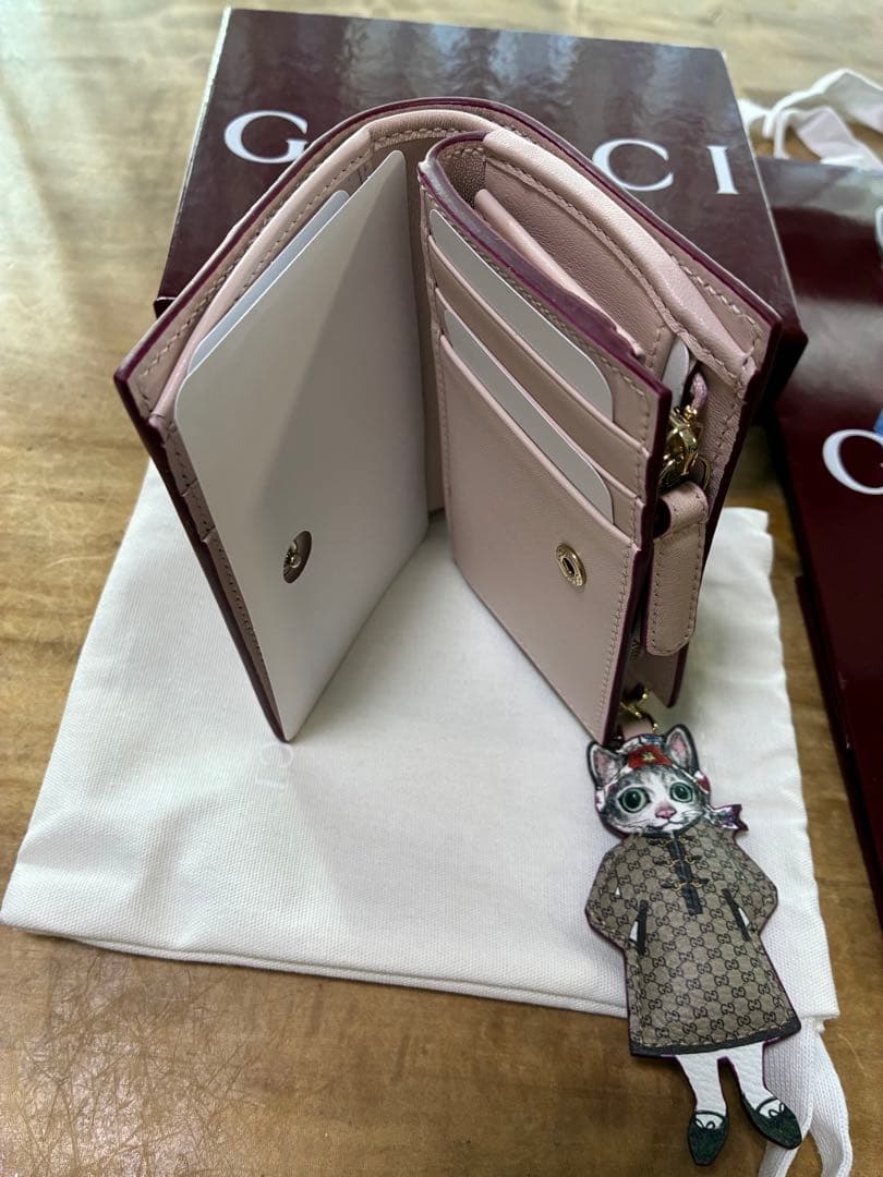 GUCCI グッチ ヒグチユウコ バイカラー スモールウォレット　日本限定