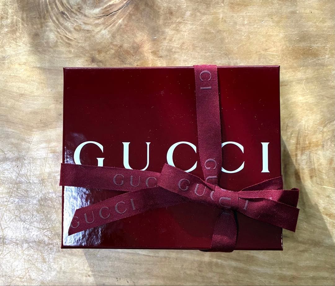 GUCCI グッチ ヒグチユウコ バイカラー スモールウォレット　日本限定
