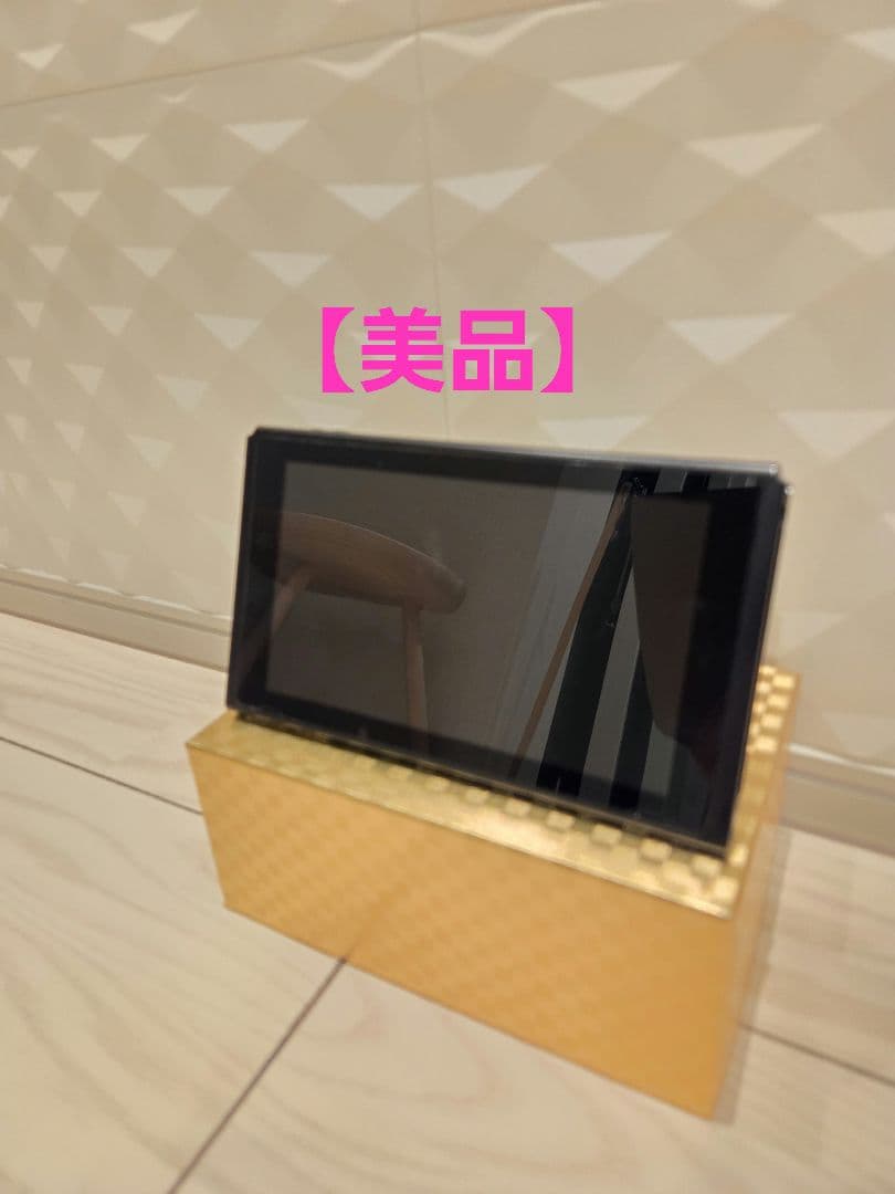 【美品】Nintendo Switch 本体 簡易な動作確認と初期化済み