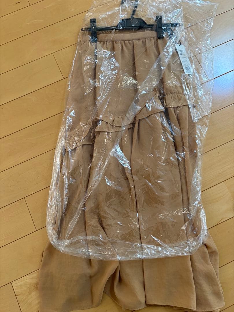 週末セール！新品☆グレースクラス☆シアーフリルティアードスカート36