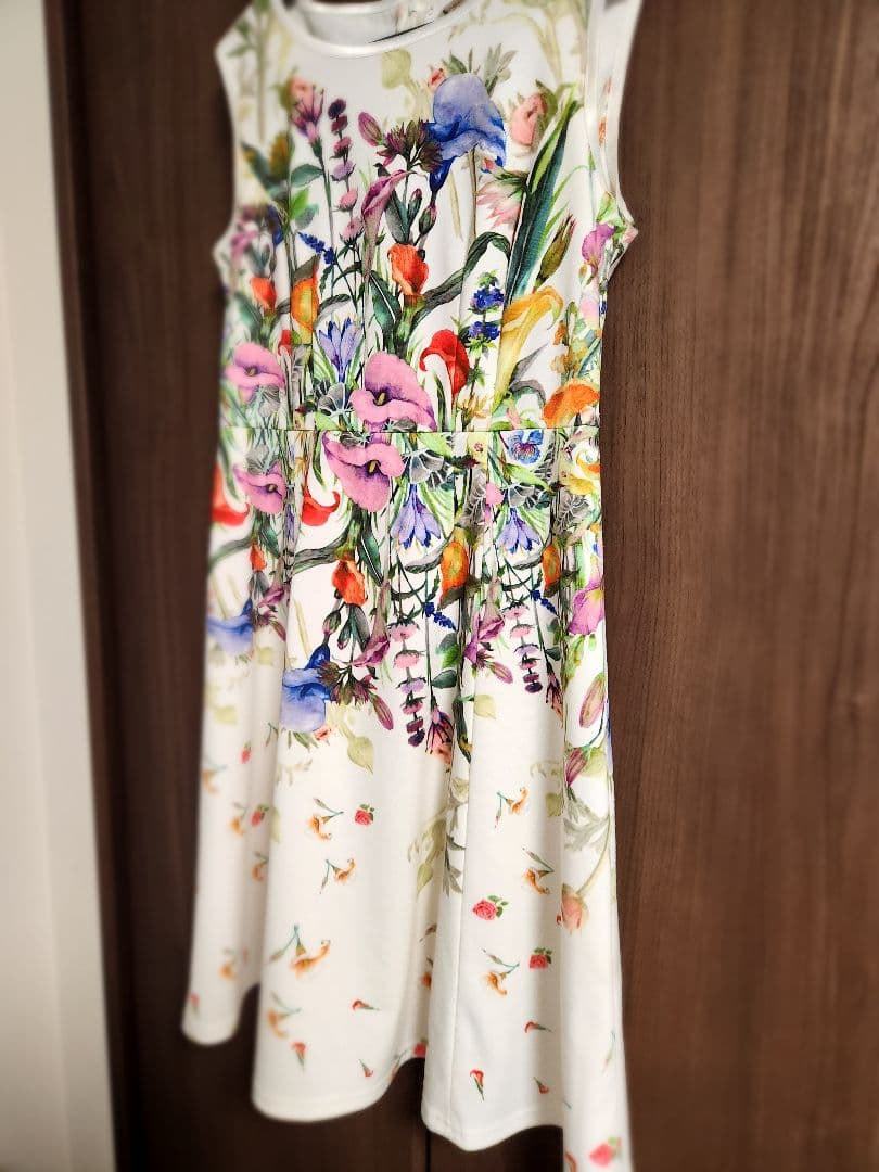 Super Beauty　ワンピース　白　花柄　カーディガン　セット