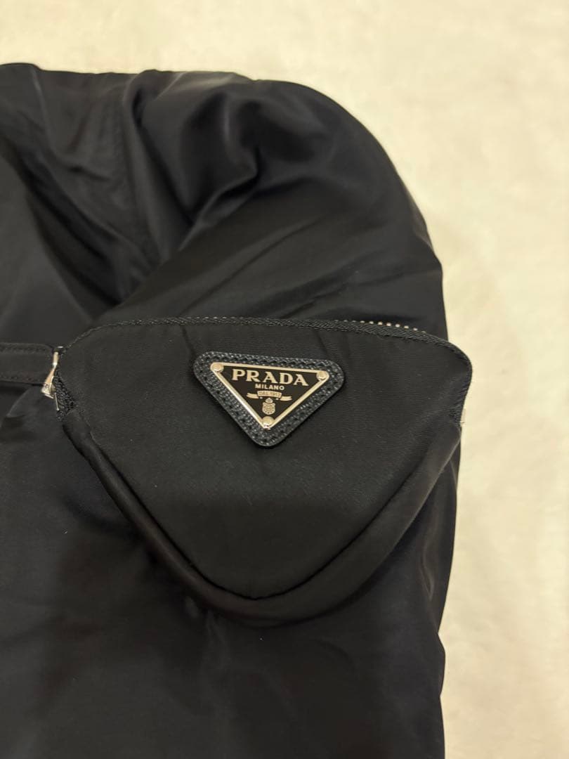 た*り様 【極美品】PRADA プラダ 三角ロゴ ボンバージャケット MA-1