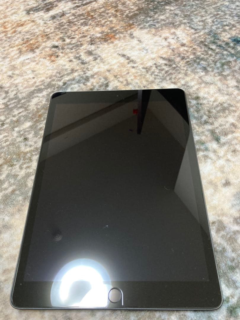 Apple iPad 10.2インチ スペースグレー 本体