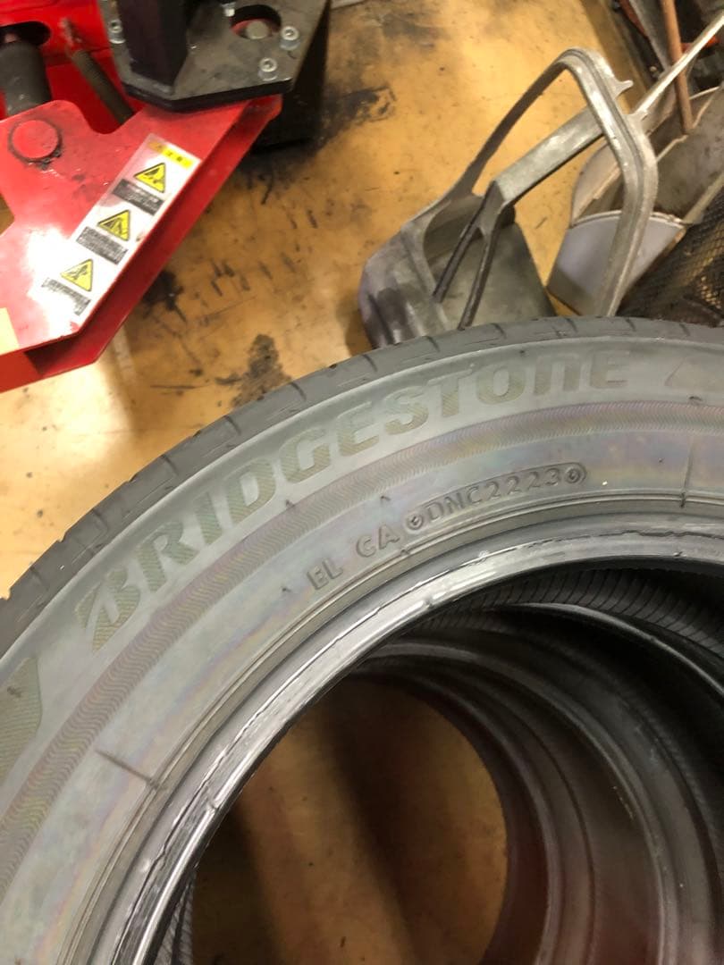 ヤリス 新車装着タイヤ 新品未使用