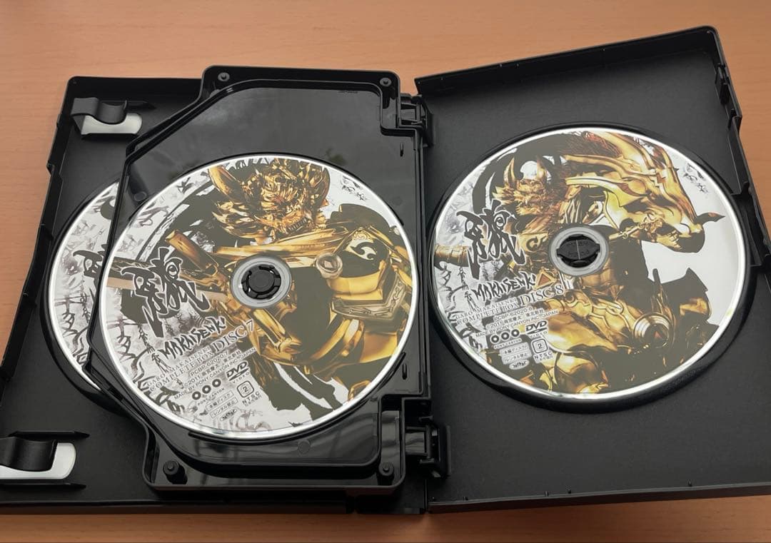 【美品】牙狼 GARO MAKAISENKI COMPLETE BOX DVD