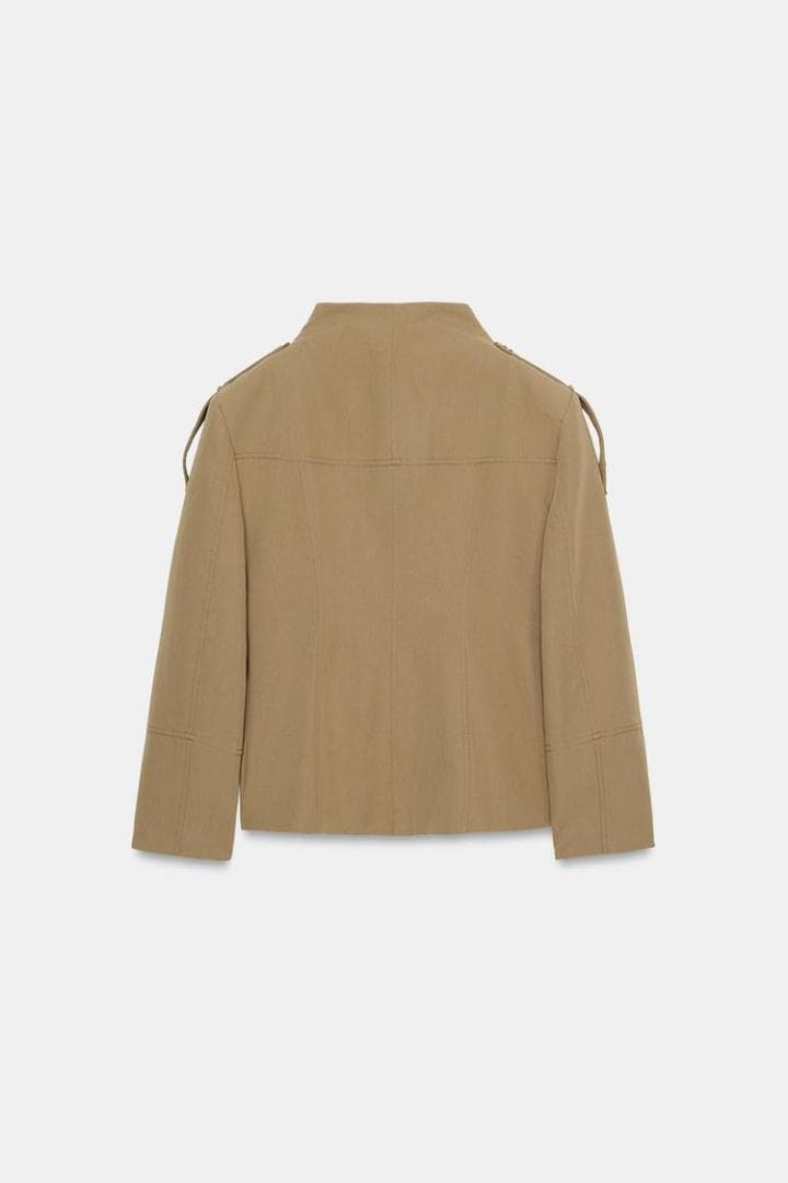 新品 ZARA ループディテールフィットブレザー ライトカーキ S
