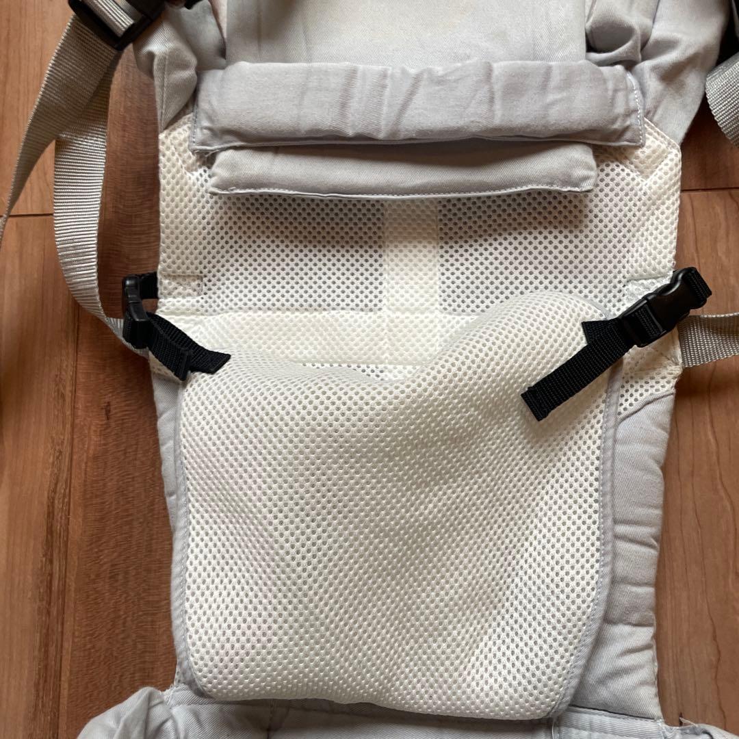 ファムキャリー　おんぶ紐　抱っこ紐 アッシュグレー メッシュ